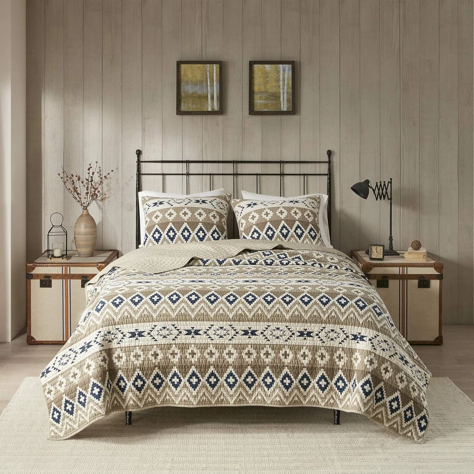 Oversized King Reversible Quilt Set - Rustic Montana Tribal Design with Shams - Image 4 of 4