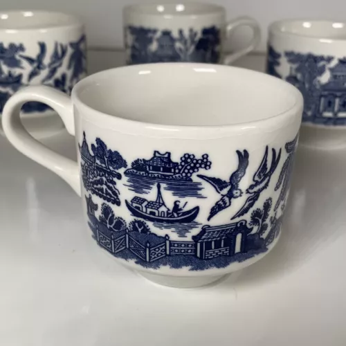 Vintage Churchill BLUE WILLOW Coffee Tea Cups Mugs Made in England Set Of 4
