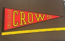SMALLVILLE CROWS PENNANT BANNER RARE TV SERIES PROMO SUPERBOY SUPERMAN DC COMICS
