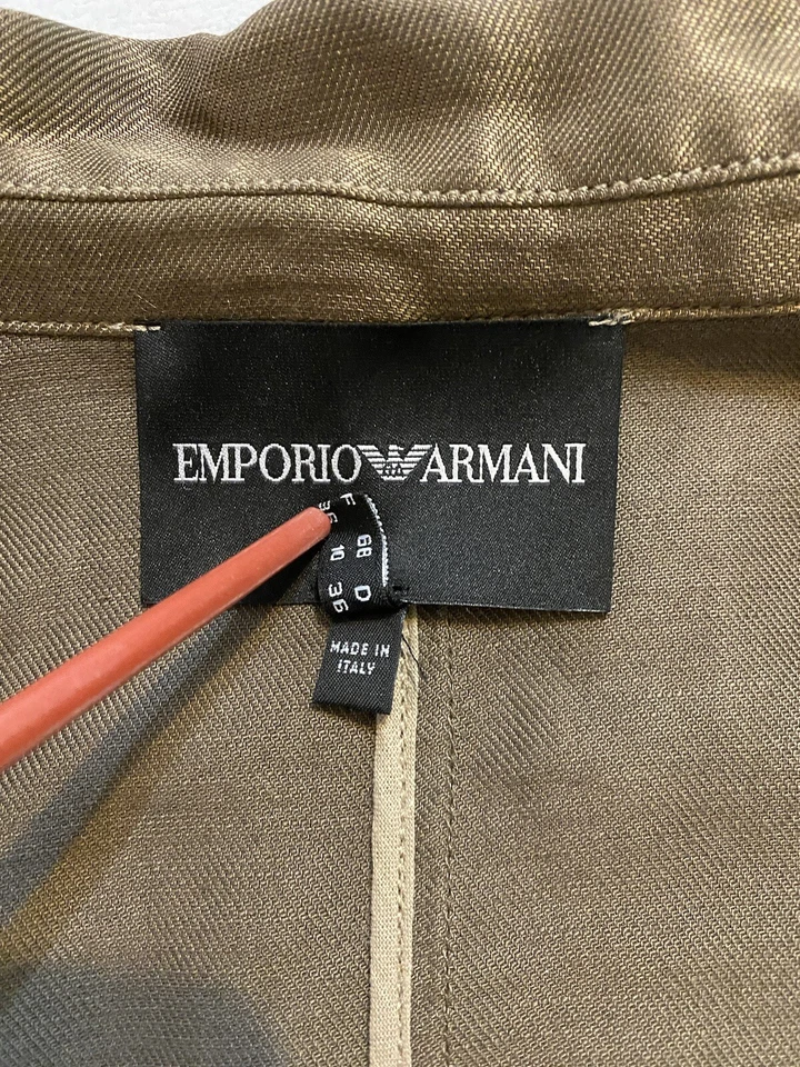 Blazer para mujer Emporio Armani mezcla de lino dos botones manga larga talla 6 o 4 Foto 4 de 4