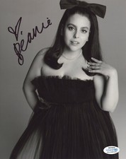 Beanie Feldstein Autographed Signed 8x10 Photo ACOA