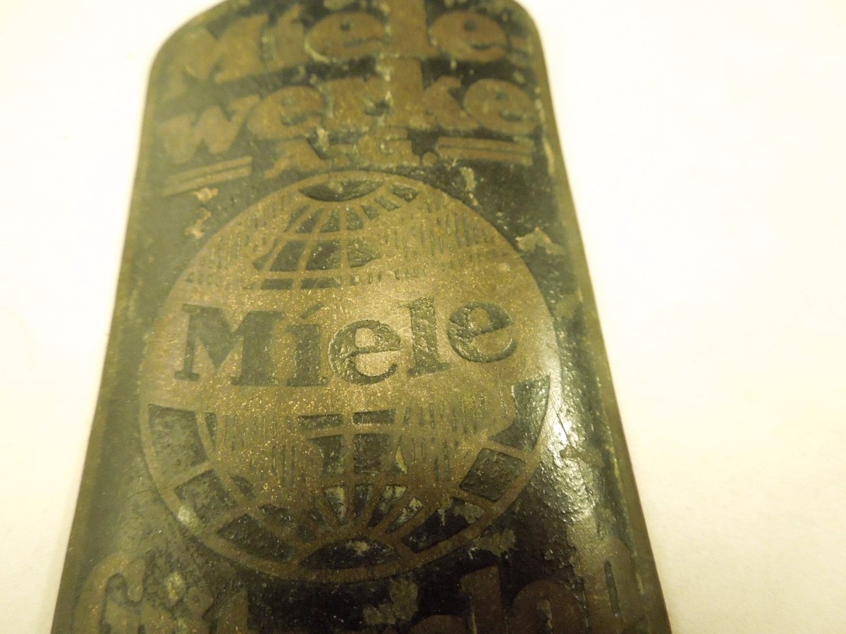Plaque Émaillée Vélo Ancien Miele Werke A.G. - Emblème Vintage Miele Gütersloh