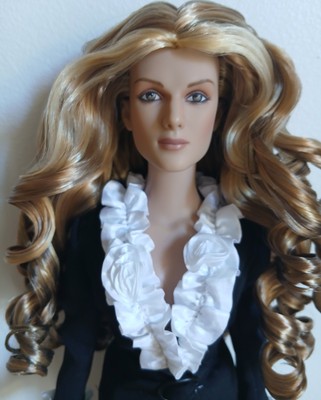 robert tonner elizabeth swann pirates of the caribbean puppe keira knightley reroot