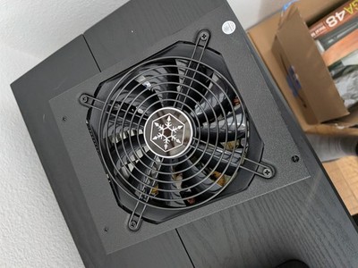 SilverStone ST1300-Ti PC電源 TITANIUM SilverStone ST1300-TI 1300W 80 Plus Titanium Power Supply - Black