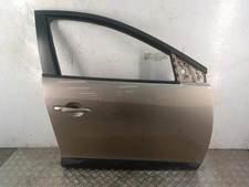 Porte avant et accessoires Renault MEGANE