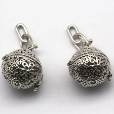 Silver Metal Oil Diffuser Pendant Flower Round Size 21mm Sold Per Piece
