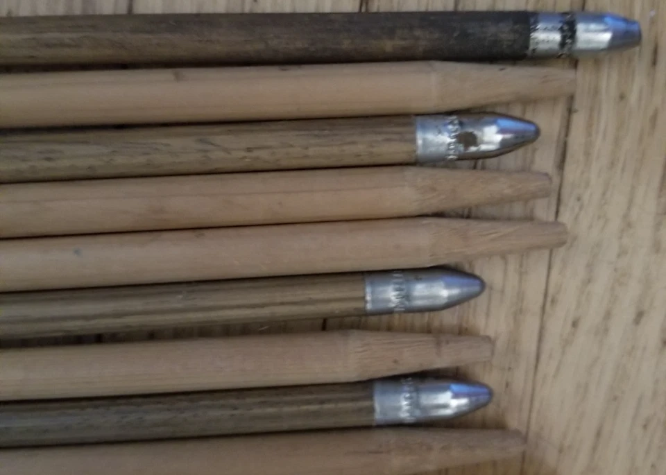 Wood Arrows 31" Field Tips Lot of 9 Vintage - USA - Image 3 of 4