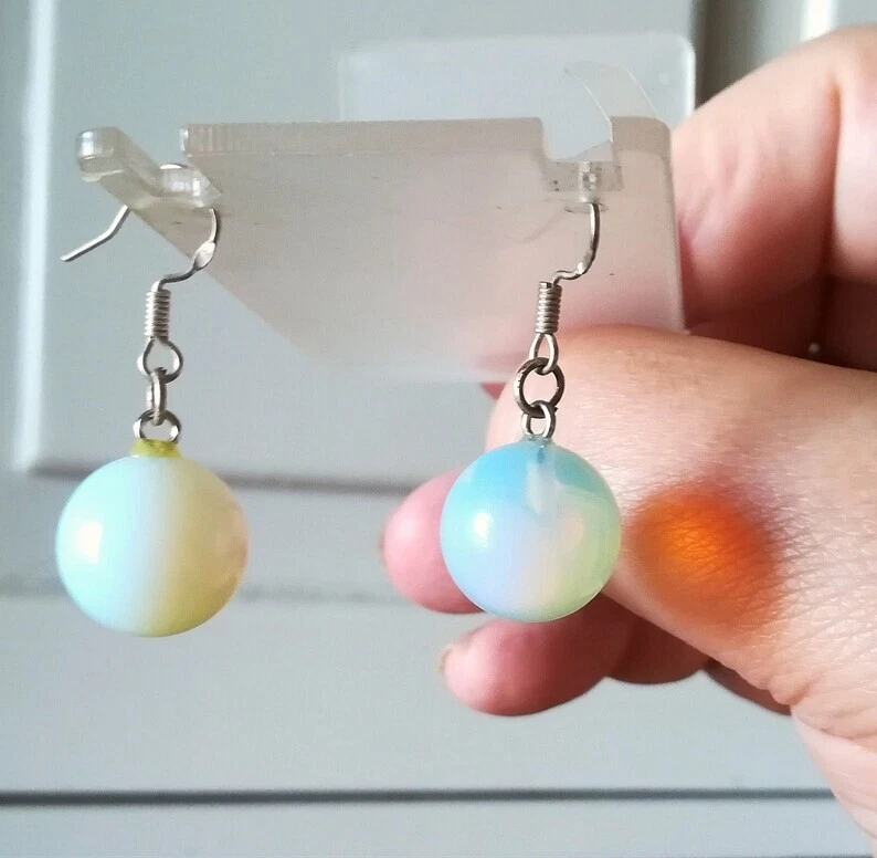 ORECCHINI OPALE AUSTRALIANO NATURALE SFERA ARGENTO 925 GIOCHI DI LUCE ROSSO/BLU - Immagine 2 di 4