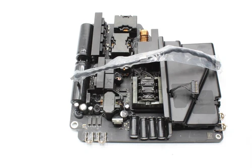 Apple Netzteil für  iMac Pro 1,1 2017  Modell A1862   661-08944