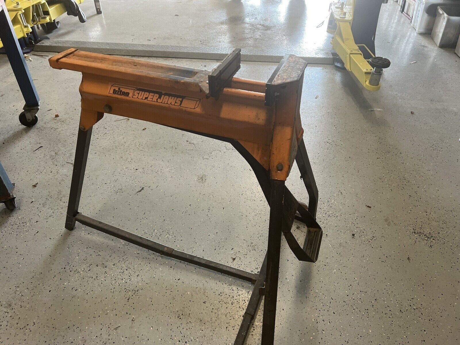 Picture 2 of 5