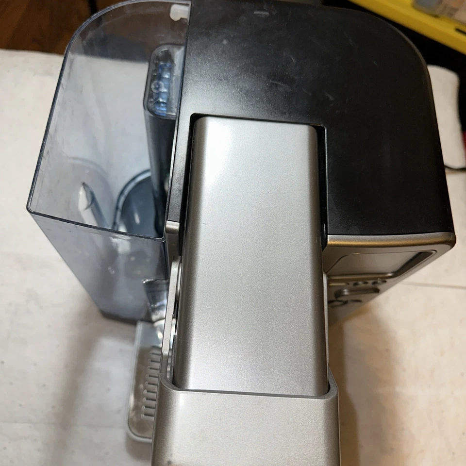 KEURIG SINGLE SERVE BREWING SYSTEM COFFEE MAKE Ss-700 - Image 4 of 4