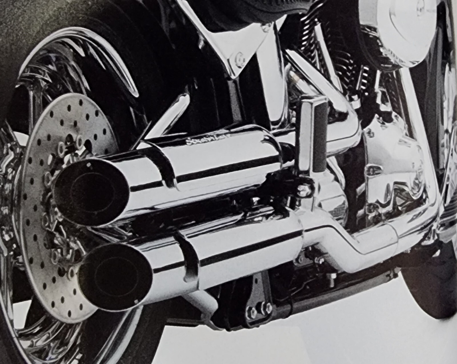 Harley-Davidson Screamin' Eagle Softail Shotgun Slash Out Mufflers ...