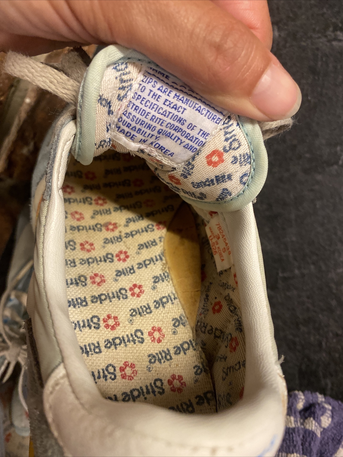 vintage rainbow shoes Zips by Stride Rite size 3 A… Gem