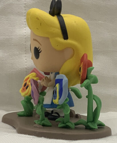 (2) Disney Funko POP! Alice in Wonderland 1057 and White Rabbit 1062 - Picture 4 of 11