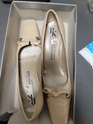 Peter Kaiser Ladies Shoes New Taupe Kitten Heels Low Pump Shoes New Size 10 1/2 — photo 2
