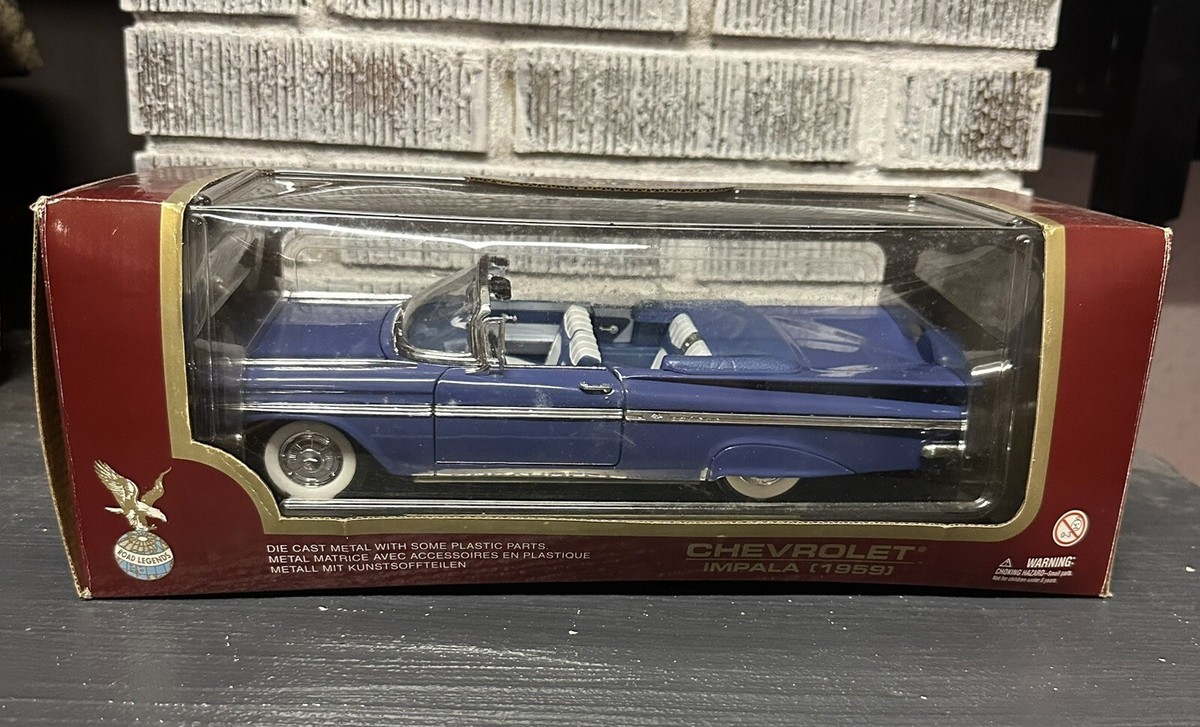 1959 Chevrolet Impala Convertible diecast Car 1:18 Blueish/purple