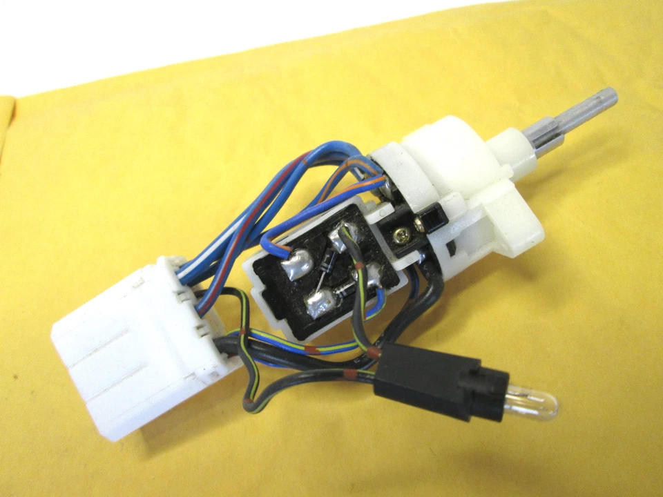 Interruptor soplador aire acondicionado ford escort tracer 1994 1996 f4cz-19986-a nuevo original ford Foto 2 de 4