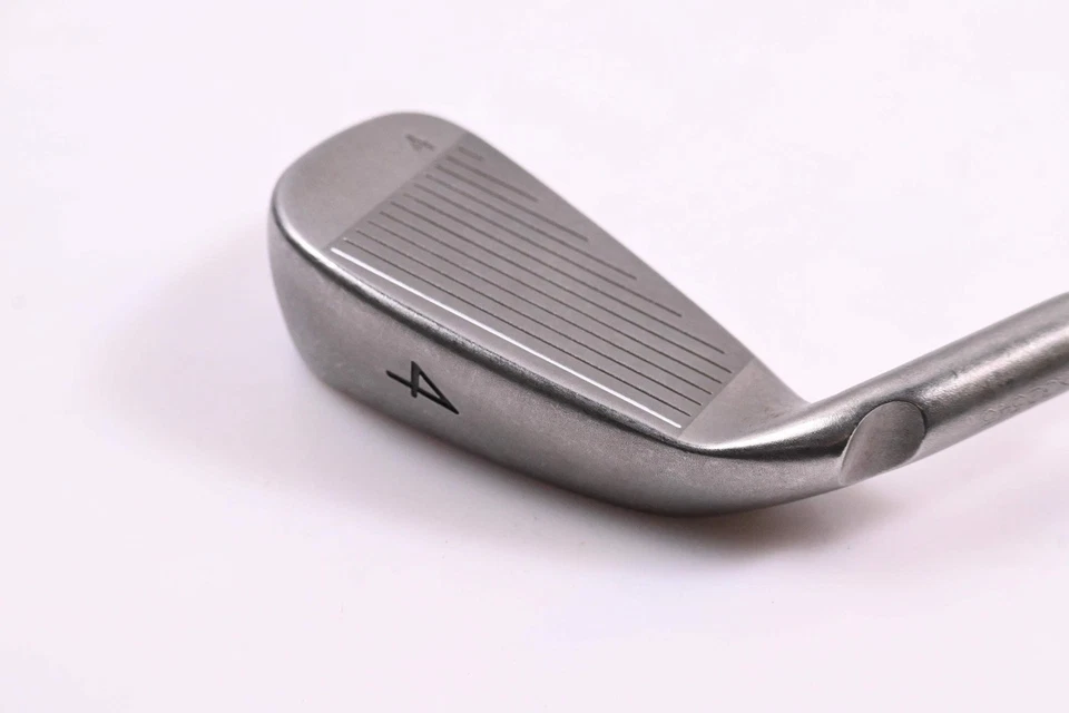 Ping G10 #4 Iron / 24 Degree / Black Dot / Regular Flex Ping AWT Shaft - Image 4 of 4