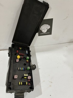 07 Dodge Ram 1500 2500 Fuse Relay Box Integrated Power Module TIPM P04692118AH