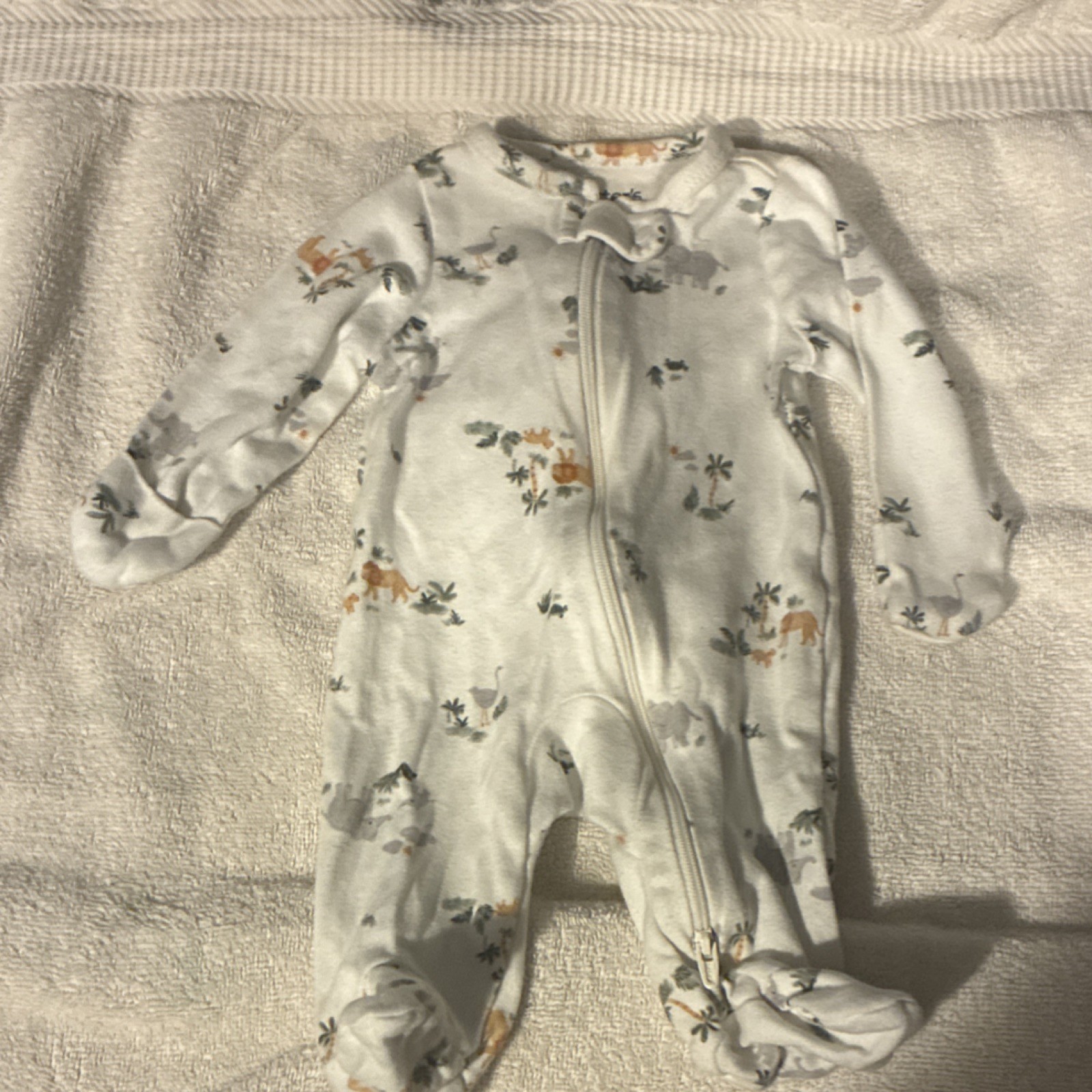 Baby Footed Zip Sleeper 0-3M Cotton White Elephant Animal Print Long Sleeve