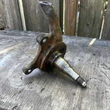 80-86 Nissan 720 RWD Driver Spindle Steering Knuckle OEM Used