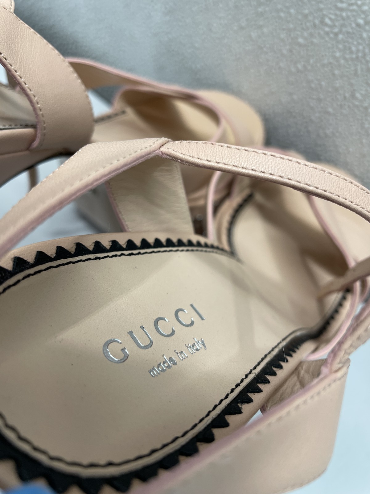 Gucci Platform Sandal With Interlocking G Studs Women's US 9, Pink *Preowned* thumbnail 9