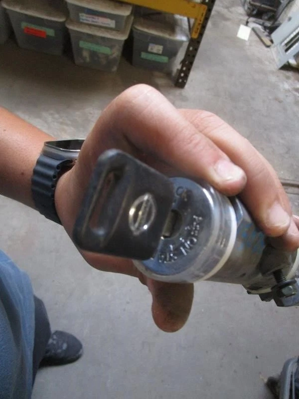 Оригинальный замок ключа зажигания в сборе для Nissan Frontier 2005-2019 годов выпуска - Изображение 3 из 3