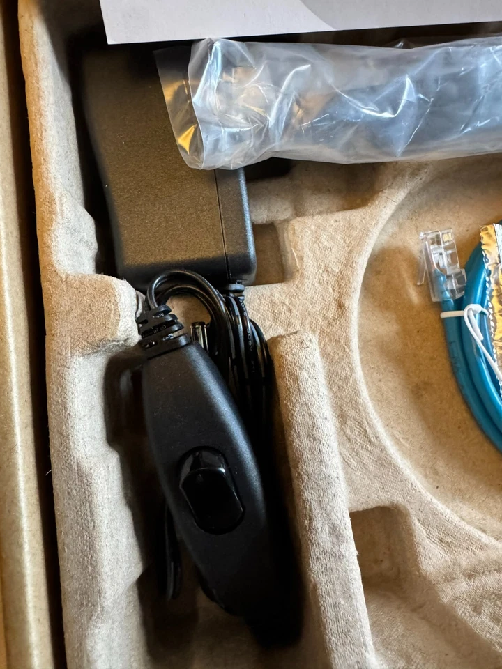 Access Point D-Link DAP-2310 - Immagine 2 di 4