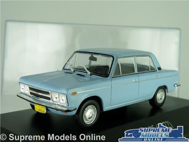 FIAT 125 MODEL CAR 1972 BLUE SALOON 1:43 SCALE IXO + DISPLAY CASE K8