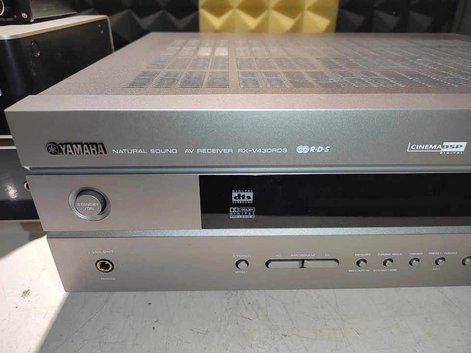 Sintoamplificatore YAMAHA''RX-V430 RDS 5.1 Dsp Cinema  - Immagine 2 di 4