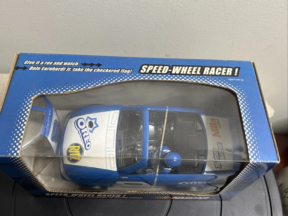 Dale Earnhardt Jr #8 Oreo Ritz 2004 Speed-Wheel Racer w/ Action Figure - Image 2 of 4