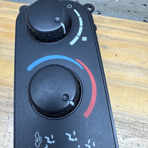 2002-2005 Dodge Ram Climate Control P55056322AC OEM No Rear Defrost - Picture 5 of 13