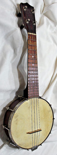 Vintage MAUNA LOA Soprano Banjolele Ukelele by Lyon & Healy Very Nice Old Beauty