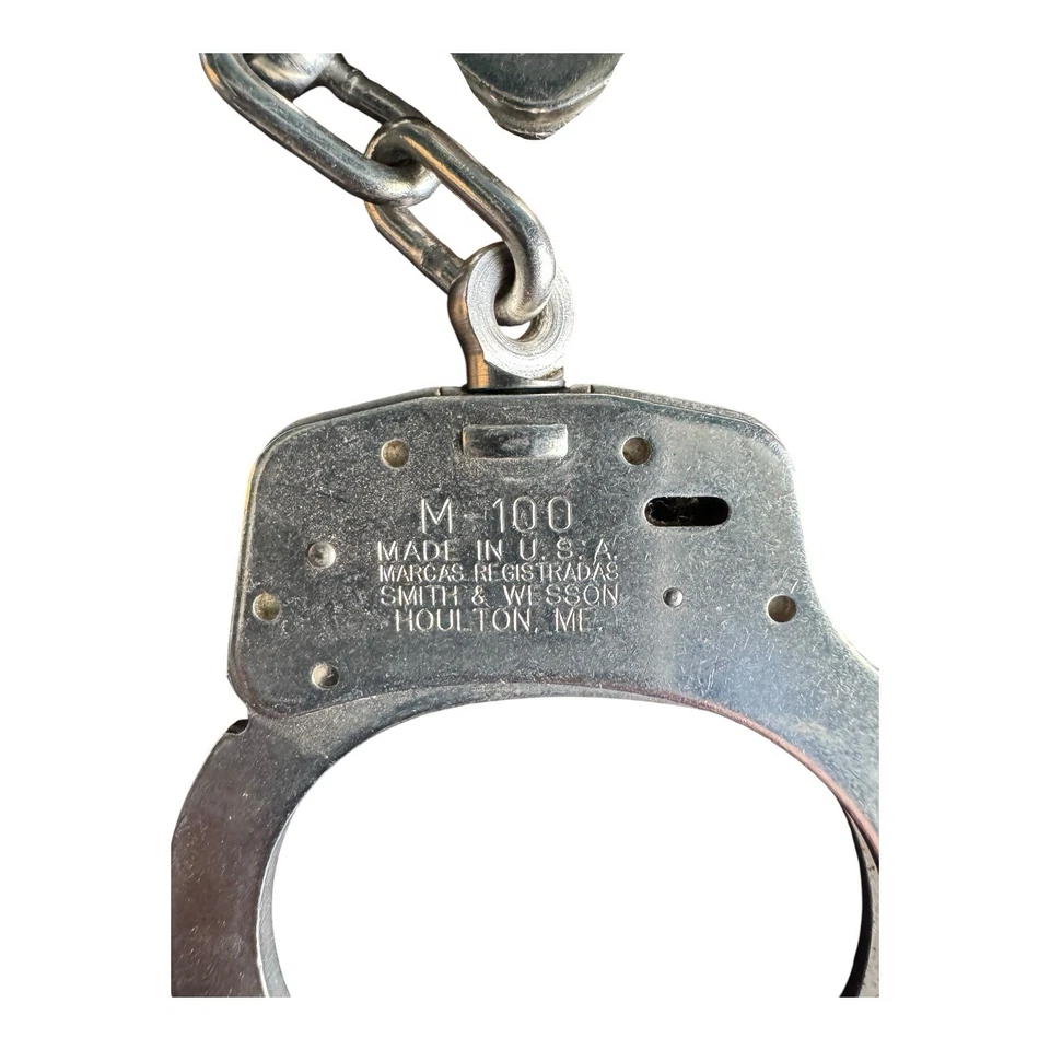 Puños de bloqueo de palanca Smith & Wesson M&P M100-1 - níquel (350122) sin llave incluida Foto 4 de 4