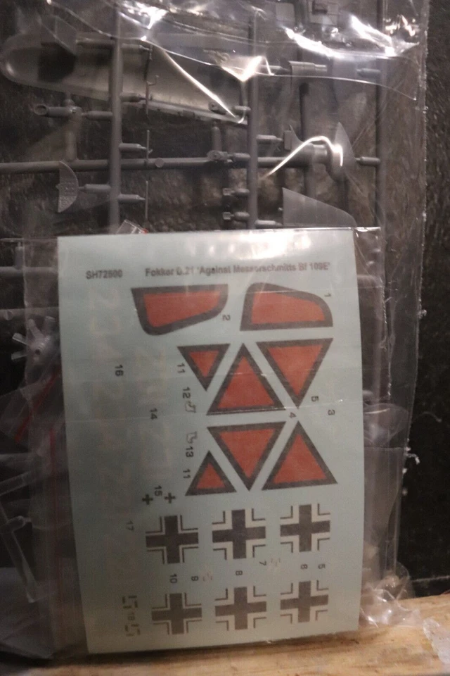 Fokker D-XXI Primary Dutch WW II Fighter 1939 Special Hobby  1/72 - Image 3 of 4