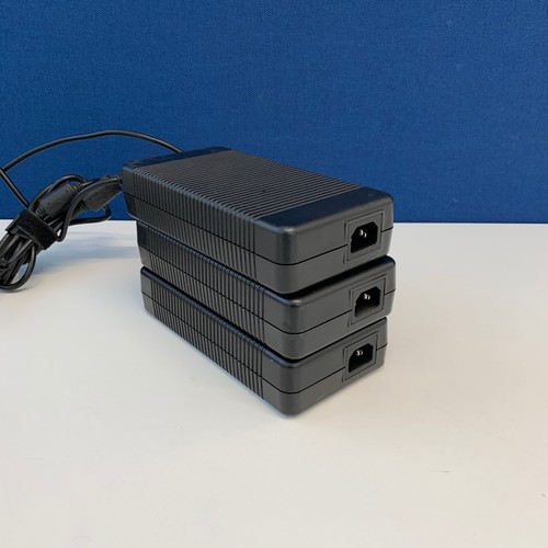 1 x/ 3 x /5 x HP 230W Smart AC Adapter-Black, WCNVQ0A1R3Q97F - Picture 3 of 5