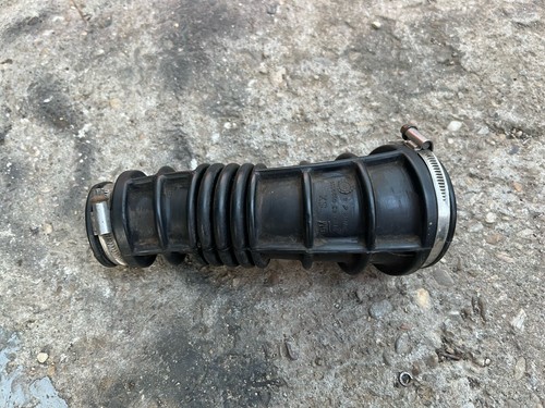 Opel Astra H / G 1.7 Ansaugschlauch Luftfilter Turbo Luftmengenmesser 9129163