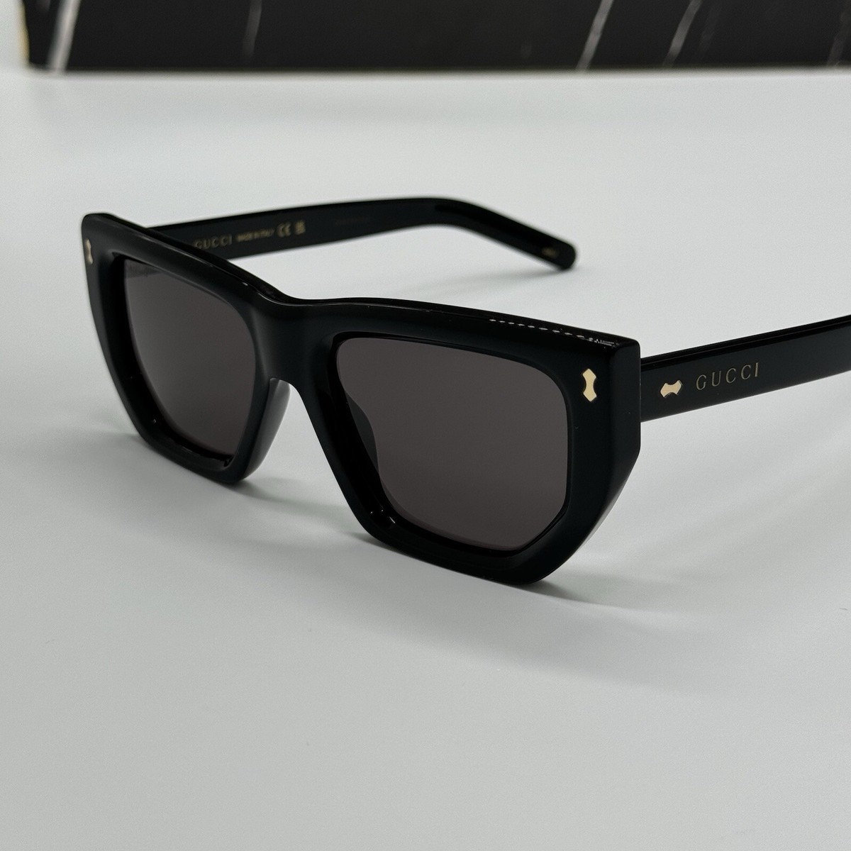 NEW GUCCI GEOMETRIC SUNGLASSES GUCCI GG1520S 001 BLACK GREY EYEWEAR Gucci GG1520S 001 53 Sunglasses | Bassol Optic Bulgaria main image 3