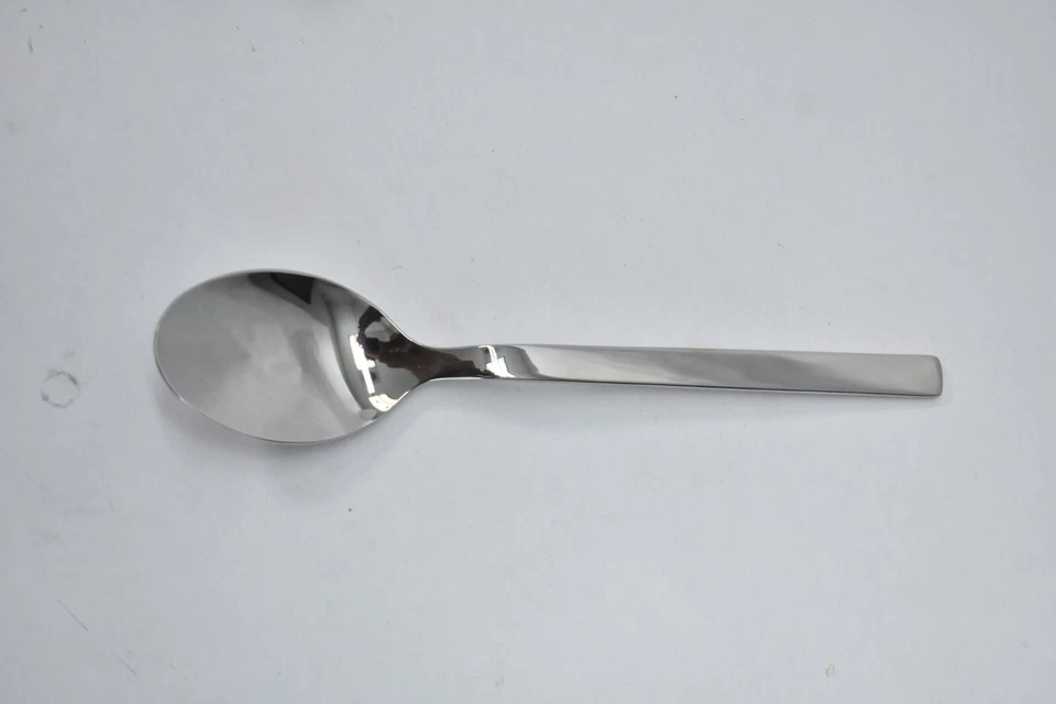 WMF Profesional Acero Inoxidable Pesado Cuchara de Postre Paquete de 12 12.5304.6040 Foto 2 de 4