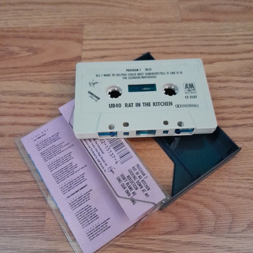 UB40 Labour Of Love II / RAT IN THE KITCHEN LOT OF 2 Cassette TapeS - Picture 8 of 10