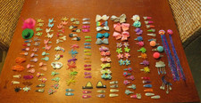Large Lot of Girls Snap Clips, Alligator Hair Clips  Flowers, Unicorns, Bows  