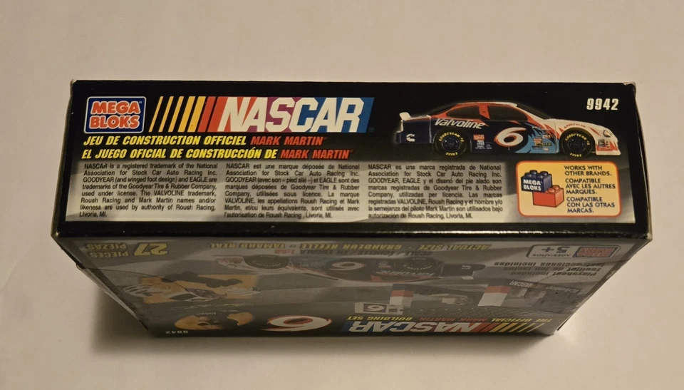 MEGA BLOKS NASCAR MARK MARTIN RACE CAR SET- Scale 1:16 -New with Seal Box. #9956 - Image 3 of 4