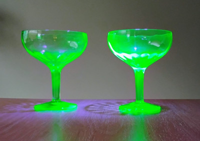 Vintage Green Glass Uranium Thumbprint Champagne Dessert Glasses Set of 2 Glows