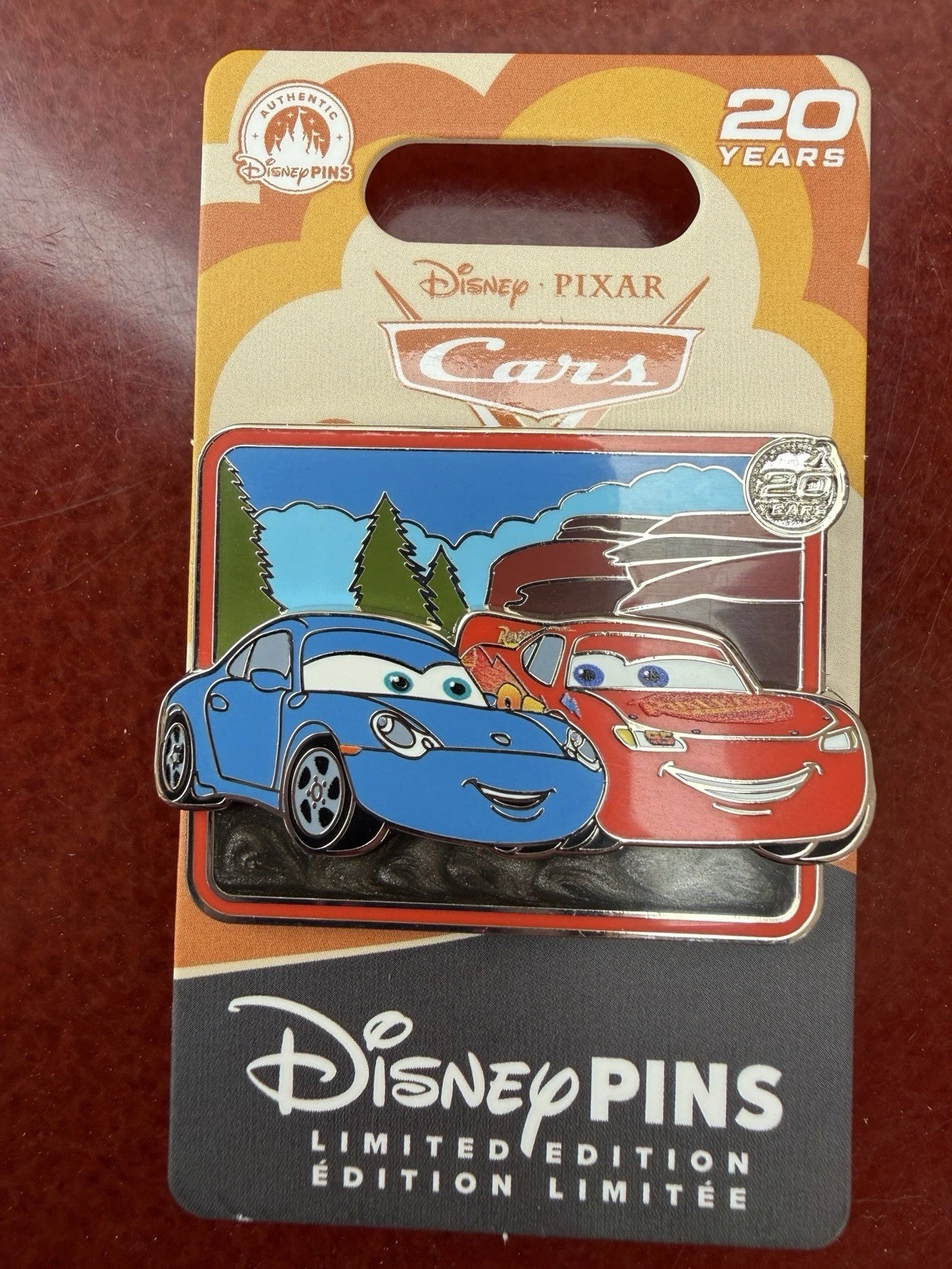 2026 DISNEY PIXAR CARS 20TH ANNIVERSARY PIN LIGHTNING MCQUEEN & SALLY LE3000