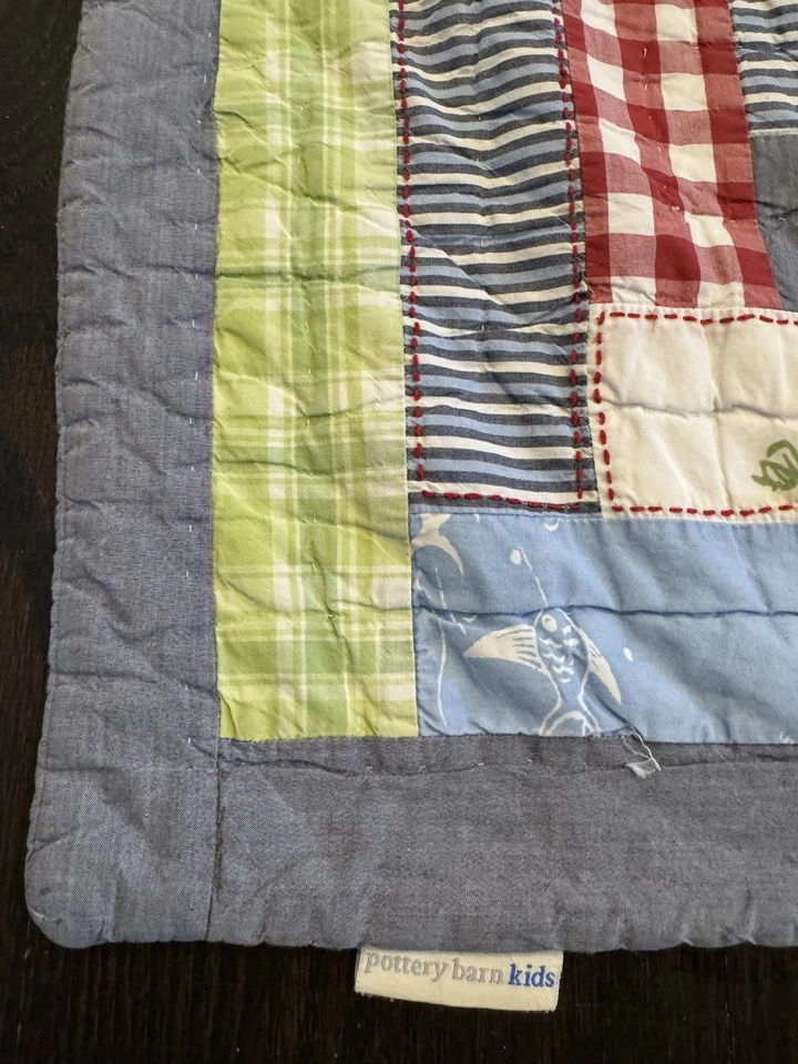 Colcha infantil Pottery Barn tamanho duplo ALOHA Island PATCHWORK surf azul praia surfista - Imagem 4 de 4