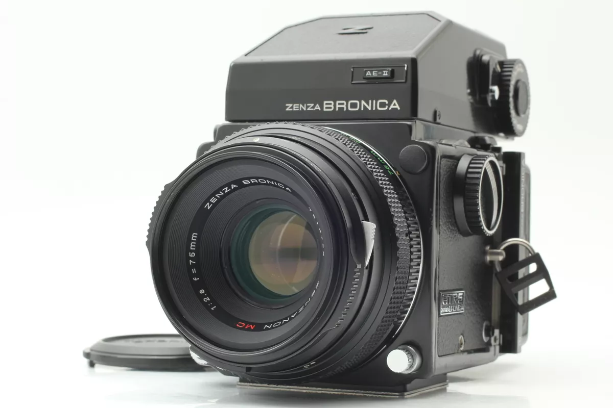 【NEAR MINT+++】 Zenza Bronica ETRS AE II Finder Zenzanon MC 75mm f/2.8 Lens  JAPAN