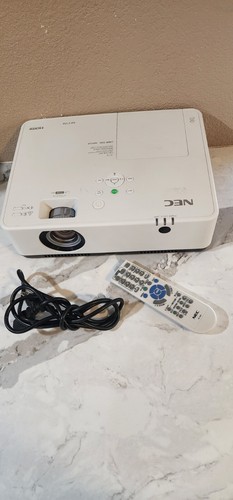 NEC ME372W 3LCD Long Throw Projector 3700 ANSI HD 4k Grade B Lamp Hrs 3k-7k