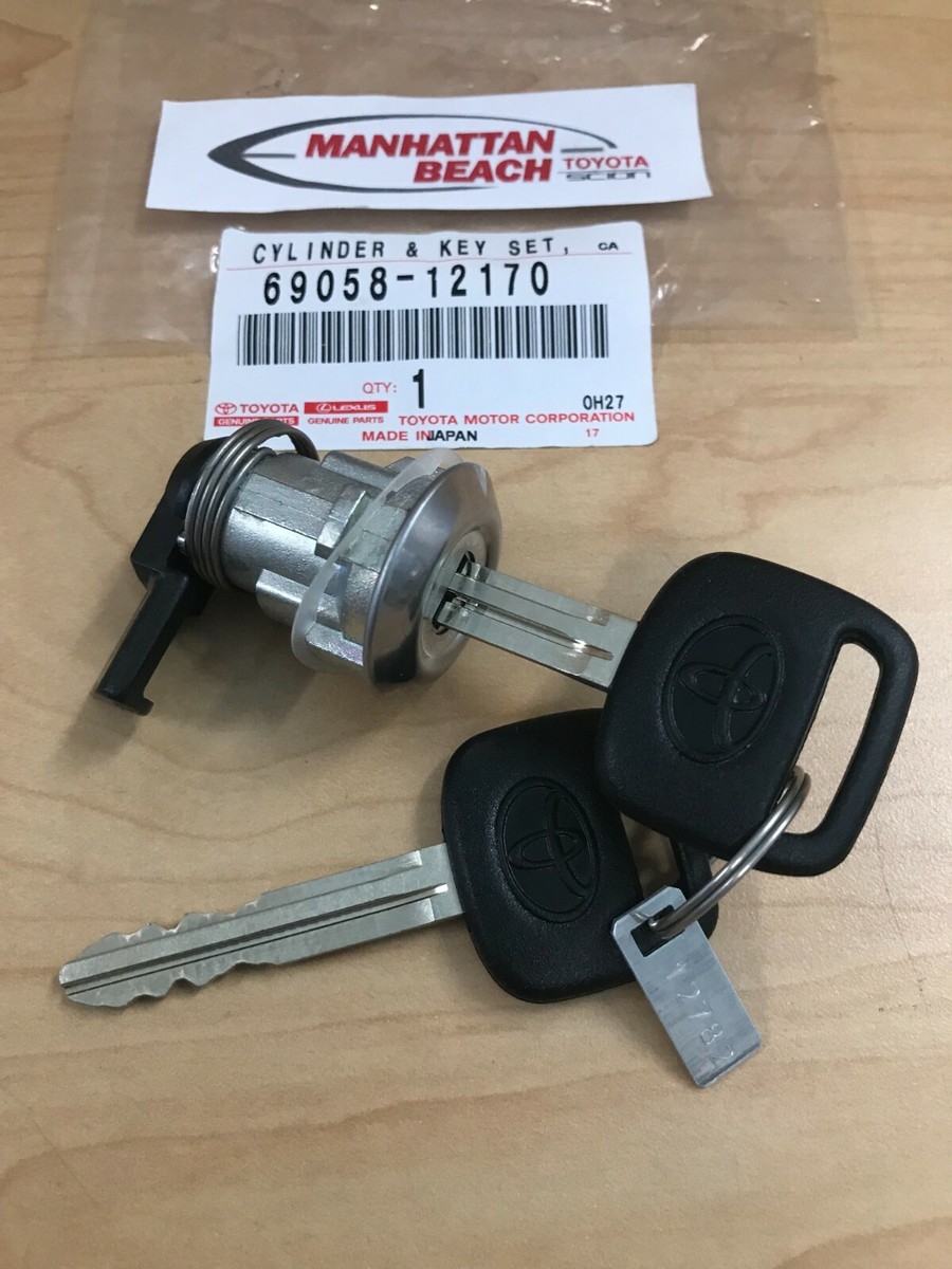 TOYOTA4本ロック。 TOYOTA4本ロック。 Amazon | トヨタモビリティパーツ TOYOTA(トヨタ