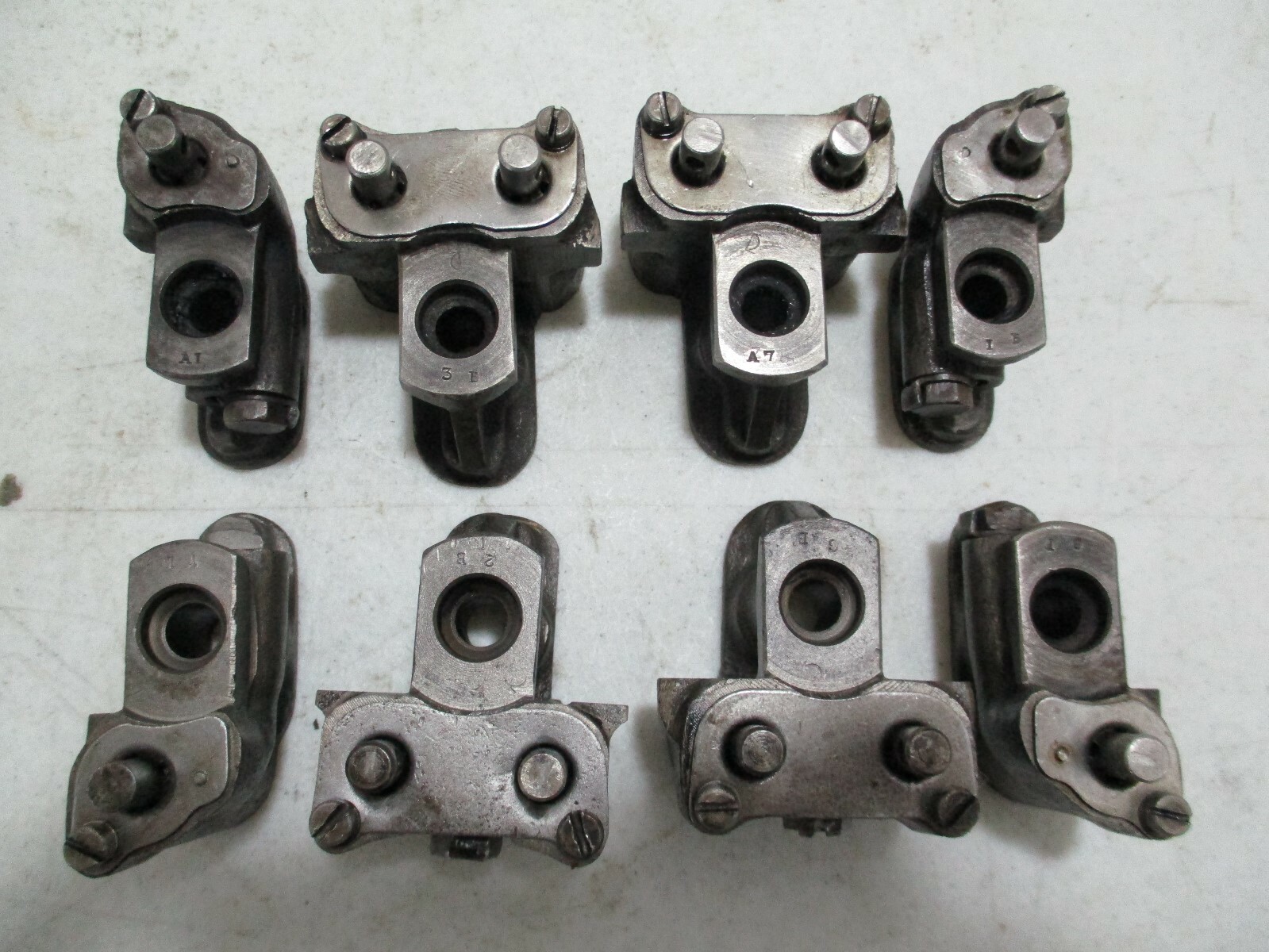 Rolls-Royce Phantom III ccomplete set of plunger valves 1936 - 1938) V-12 engine