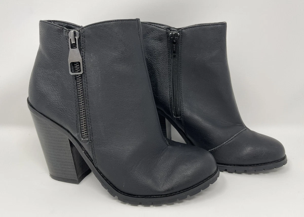 Side spring clearance boots